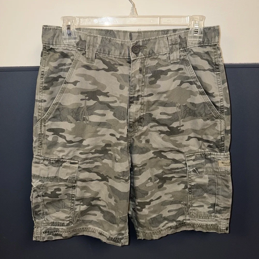 Wrangler Shorts Mens Camo Hiking Outdoors Fishing Sporty Size 30 Utility Y2K